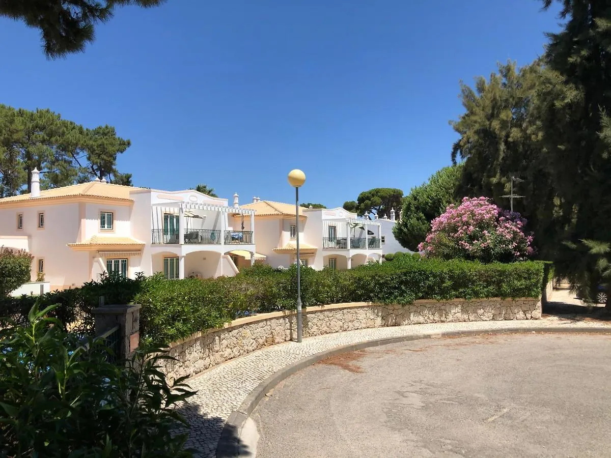 Algarve Albufeira, Quiet Apart With Pool At 10 Mn Walk From Praia Da Falesia Olhos de Agua  0*, Olhos de Agua (Albufeira)
